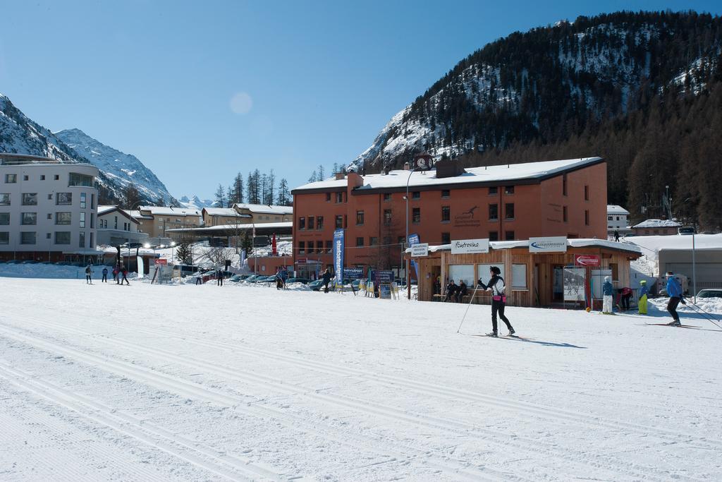 Pontresina Youth Hostel Kültér fotó