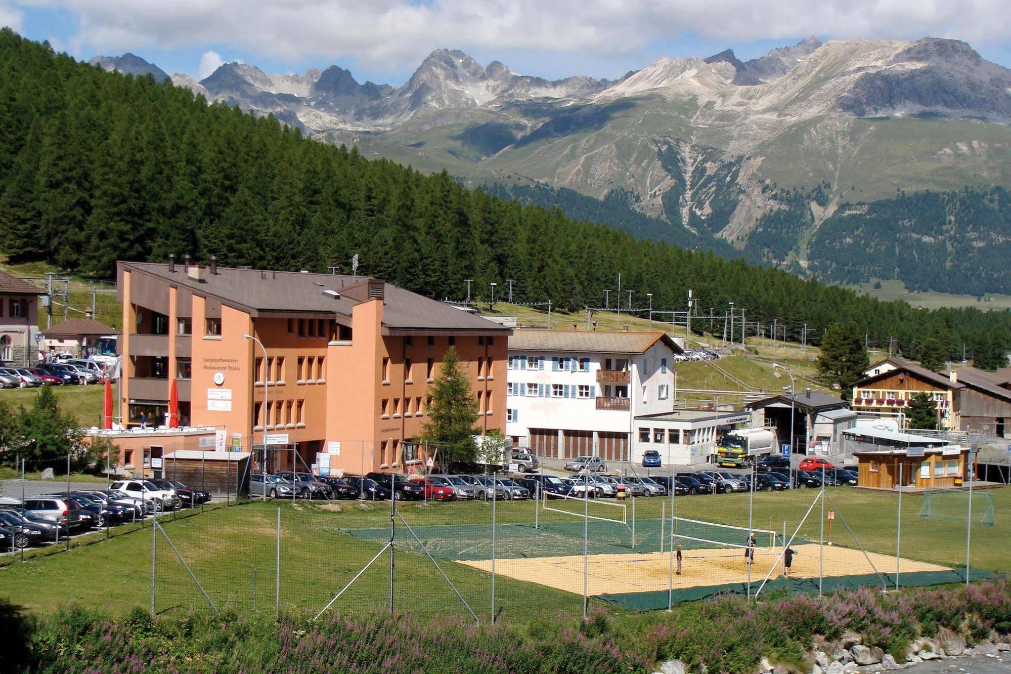 Pontresina Youth Hostel Kültér fotó