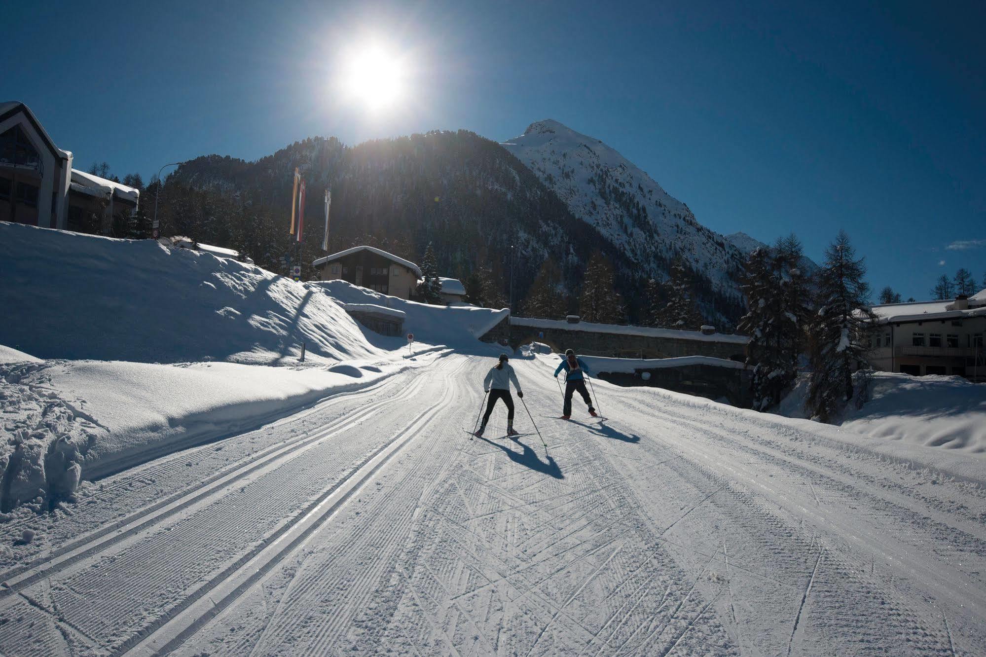 Pontresina Youth Hostel Kültér fotó